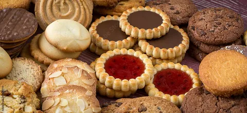 تصویر 2 از فروش فوق العاده + قیمت ویژه بیسکویت مغزدار عباسپور آدرین